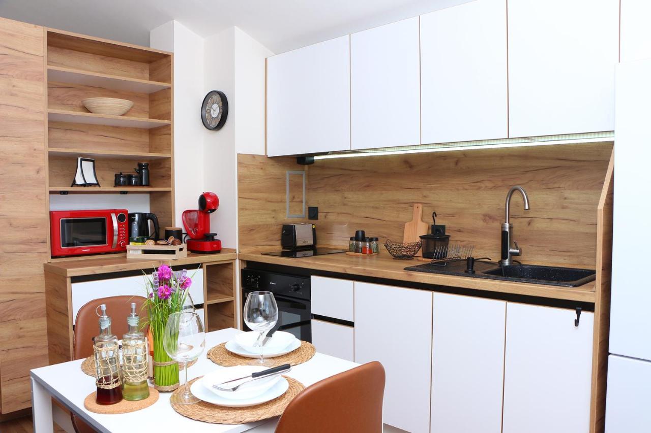 Shik & Chic In The Heart Of Burgas # 5Min From Beach # New מראה חיצוני תמונה