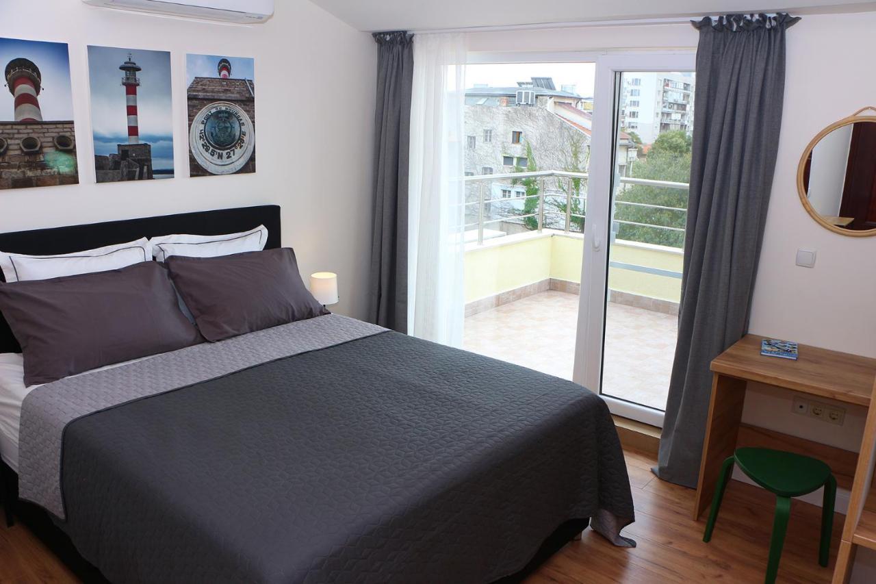 Shik & Chic In The Heart Of Burgas # 5Min From Beach # New מראה חיצוני תמונה