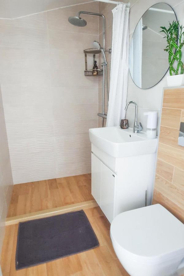 Shik & Chic In The Heart Of Burgas # 5Min From Beach # New מראה חיצוני תמונה